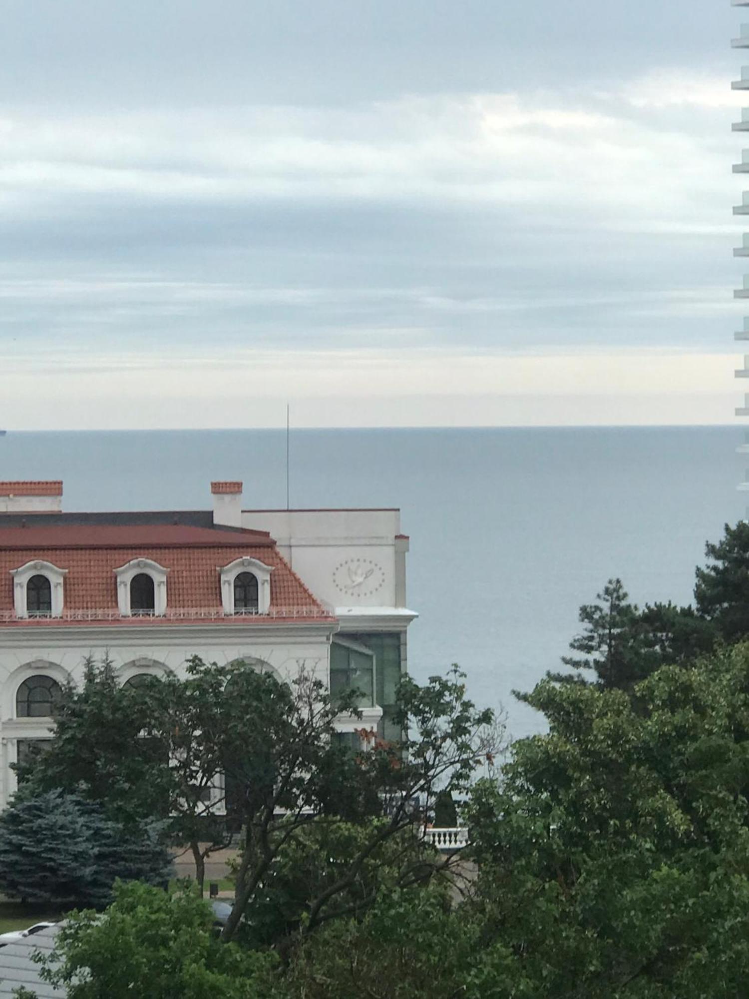 Спальня-Студия С Видом На Море И Парк Odessa Exterior foto
